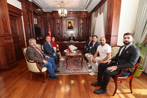 Yavuzselim Spor Kulübü Başkanı Miroğlu'ndan Vali Demirtaş'a Ziyaret