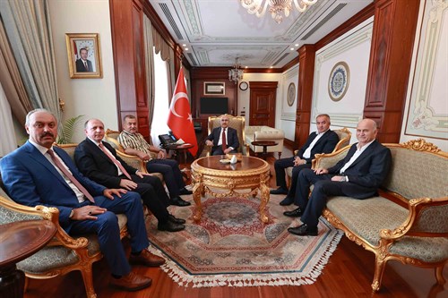 Emniyet Eski Genel Müdürü Uzunkaya ile Bursa Samsun Dernekleri Federasyon Başkanı Erkol'dan, Vali Demirtaş'a Ziyaret 