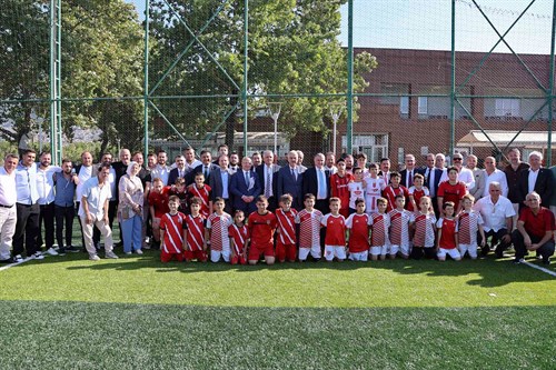 Bakan Bak ve Vali Ayyıldız'dan Sporculara Ziyaret