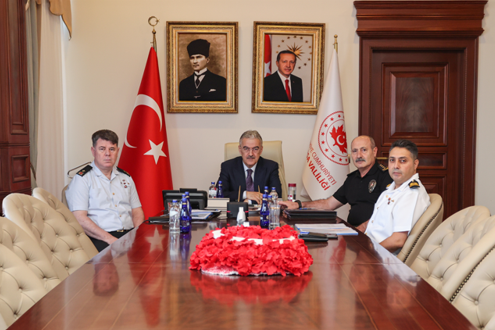  Vali Ayyıldız, Bakan Yerlikaya Başkanlığında Düzenlenen Video Konferans Toplantısına Katıldı